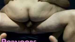 Amateur Chick Puts Dildo in her Ass - porn video