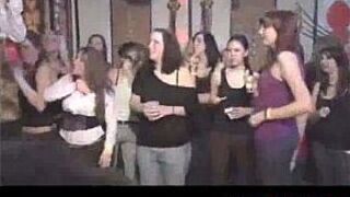 Hungry horny pussies - porn video