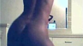 Hot black girlfriend dancing and stripping - porn video